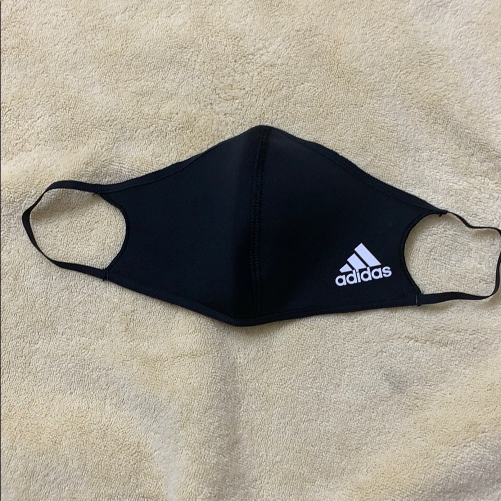 ADIDAS Unisex FACE COVER - Size M/L